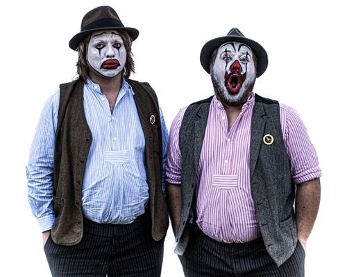 zwei Männer mit Clown-Makeup